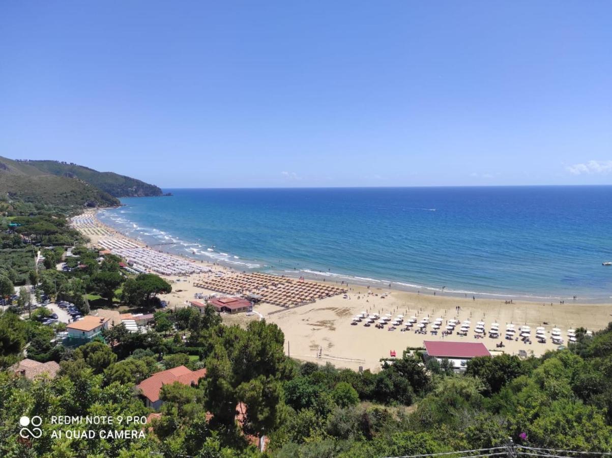 Casavacanze Belvedere Sperlonga Apartment Bagian luar foto